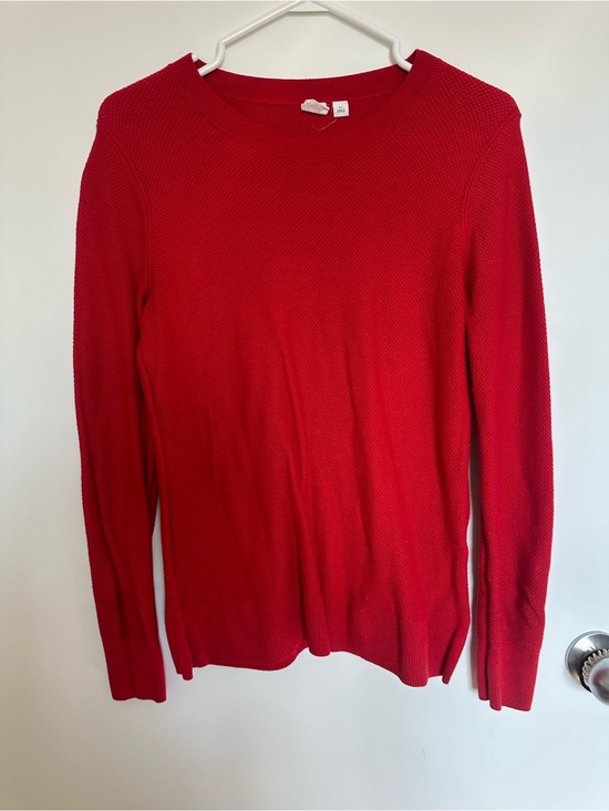 GAP Sweaters - GAP Vibrant Red Crewneck Waffle Sweater, size small